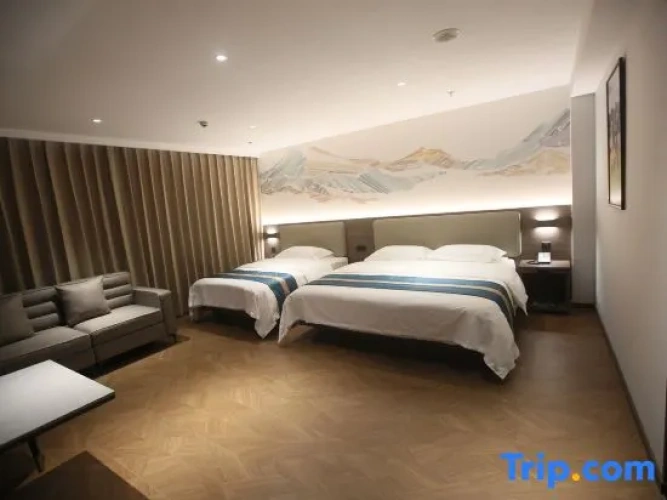 Standard Family room