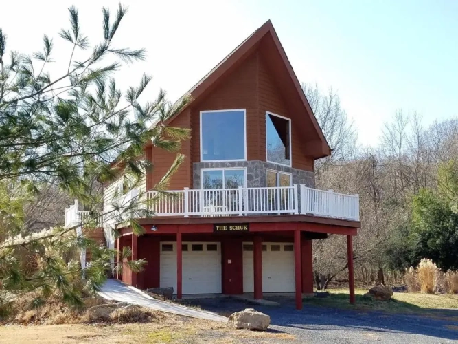 3 Bedrooms Cottage