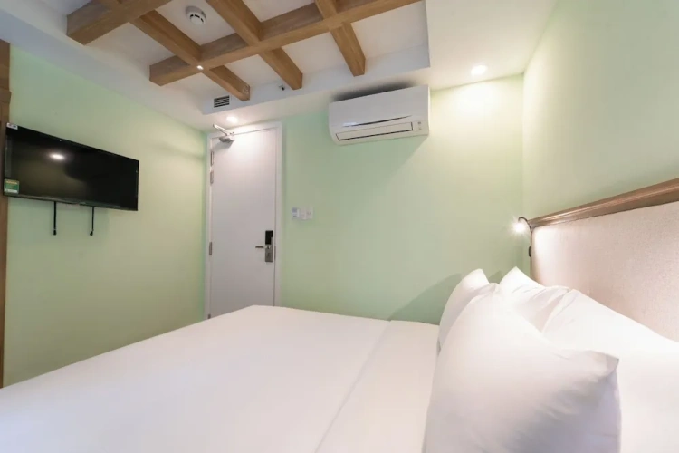 Superior Double room with city view