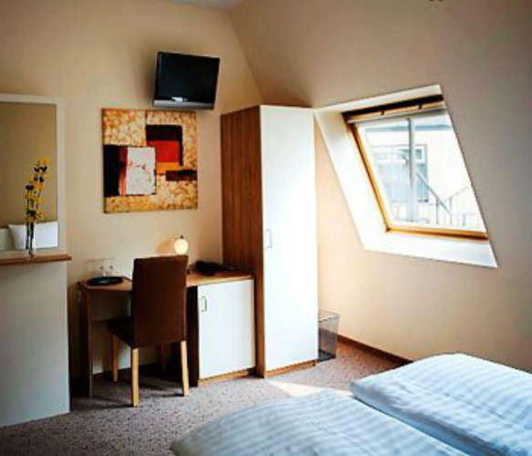 Nu Wave Hotel - Digital Access 2025