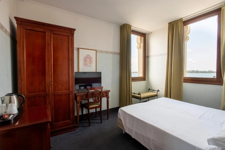 Romantik Hotel Russo Palace photo 6