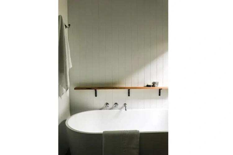 3 Bedrooms Luxury Cottage