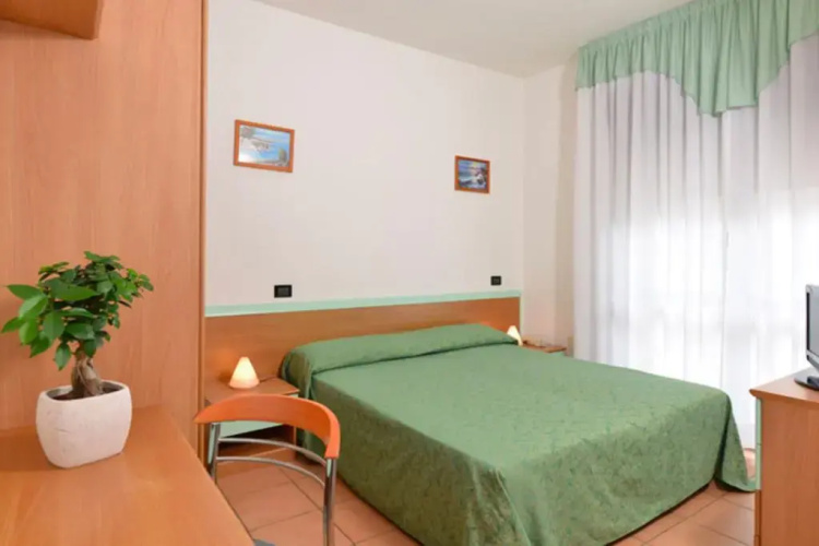 Hotel Etna