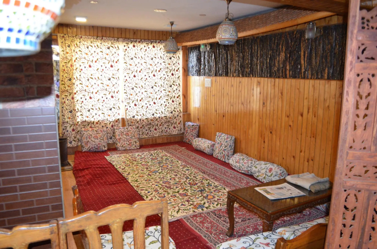 Hotel Palestine