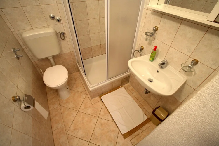 Room-studio Apartment 8, 2,floor