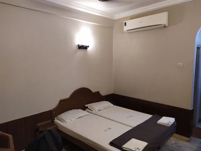 New Cape Hotel