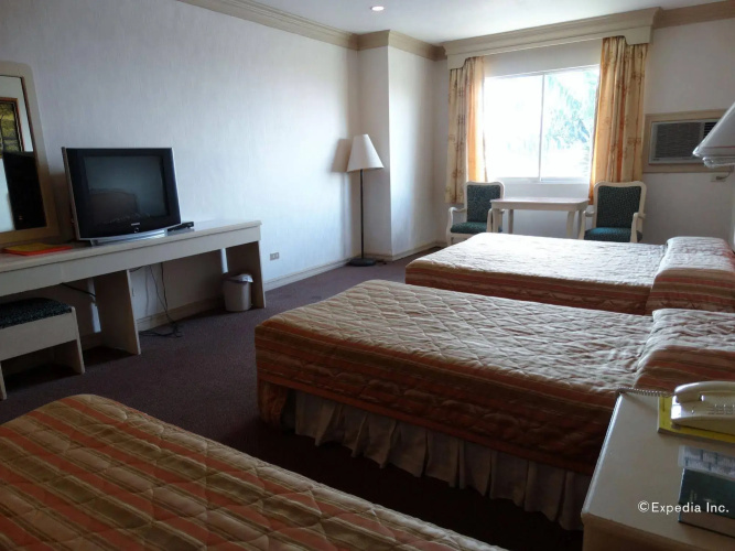 Orange Grove Hotel