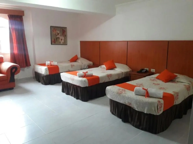Standard Triple room