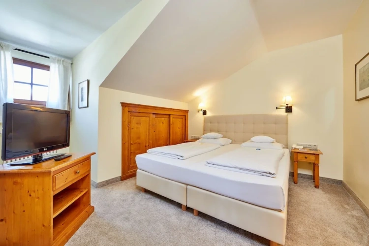 Double Suite with balcony and with mountain view