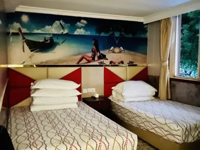 Shanghai Xianghe Hotel