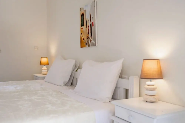 Standard Twin room with balcony