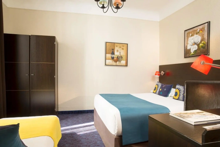Superior Triple room