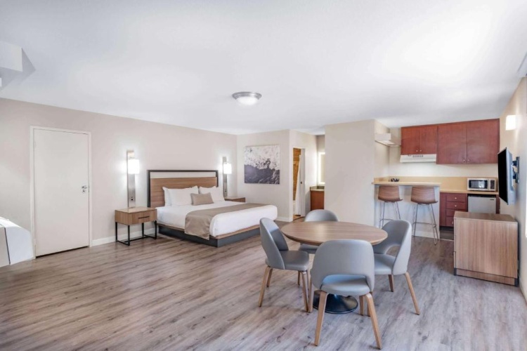 Executive Double Suite