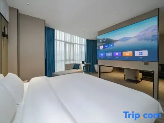 Luxury Suite
