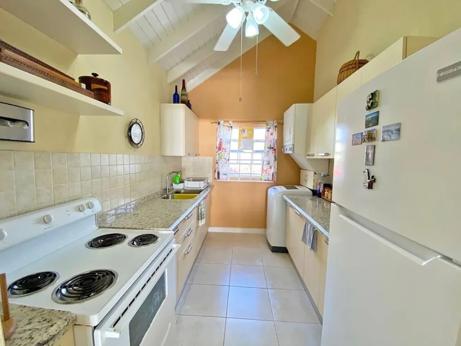 1 Bedroom Cottage with ocean view