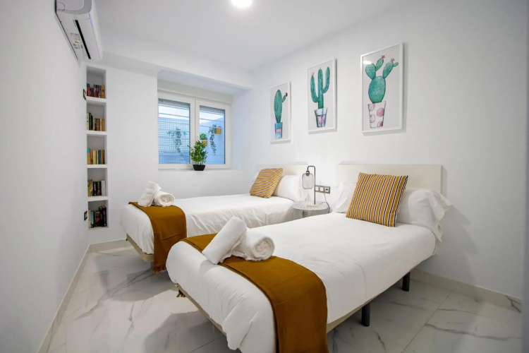 Lujan Deluxe Suites by Valcambre