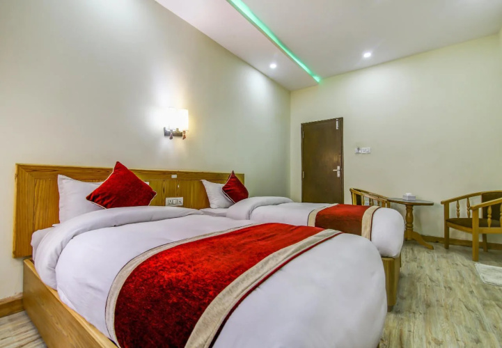 Amrapali Cottage By OYO Rooms