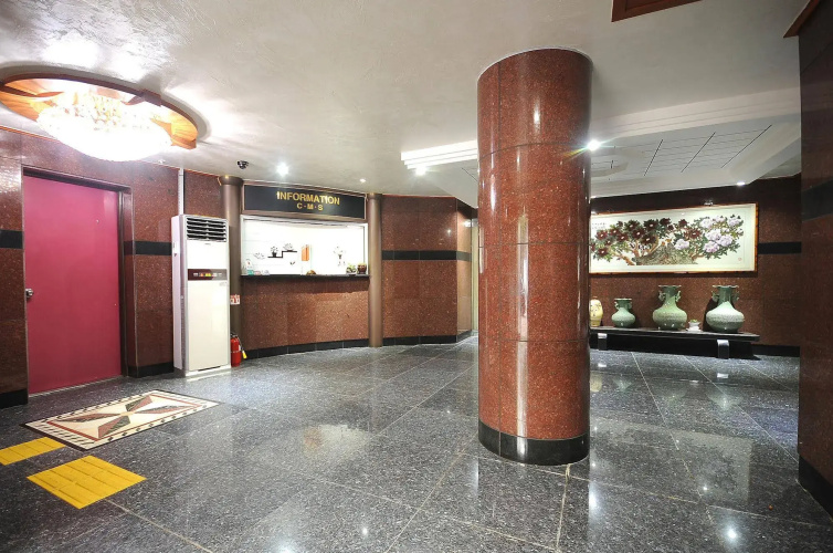 Healing Hotel