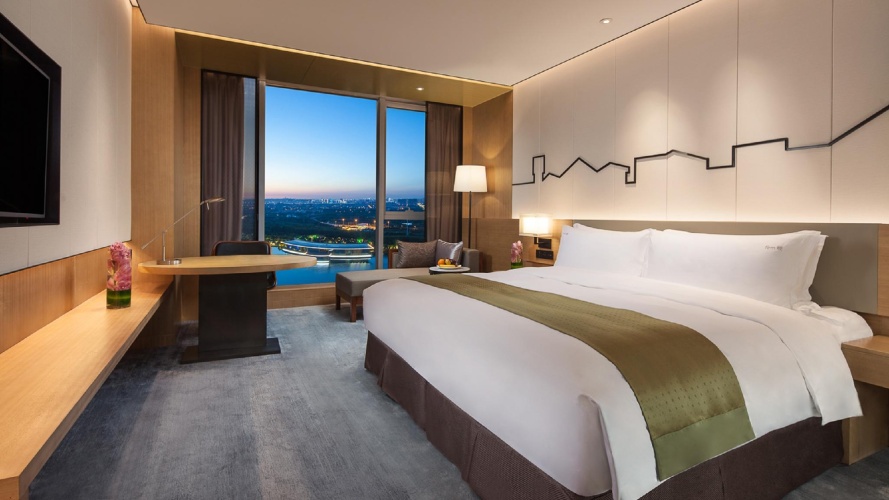 Standard Double room with lake view