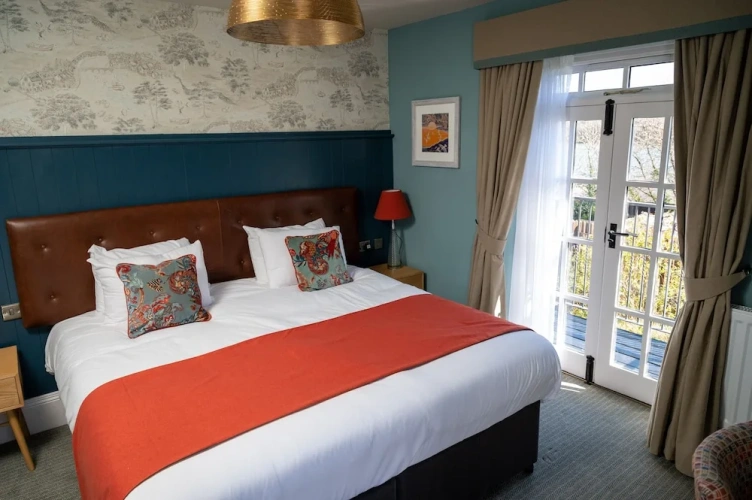 Standard Double room with view