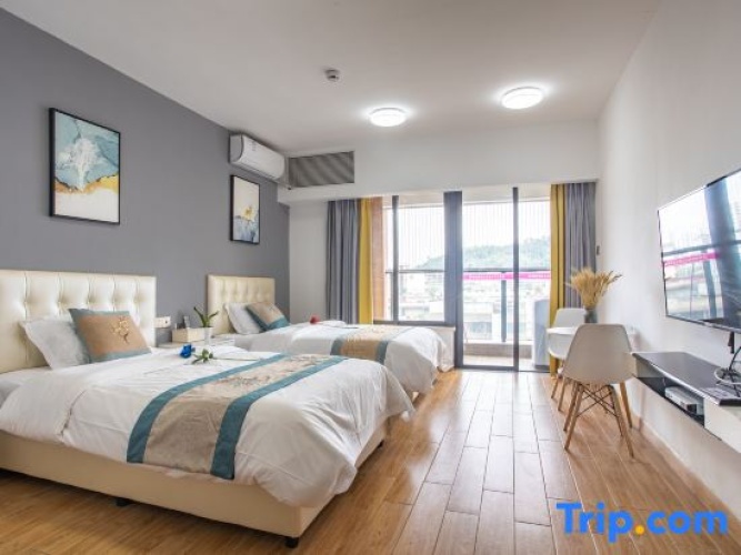 Premier Twin room