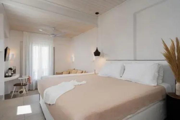 Liontari Home