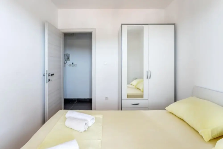 2 Bedrooms Deluxe Apartment seafront