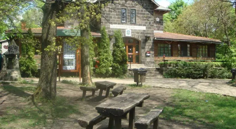Tourist House