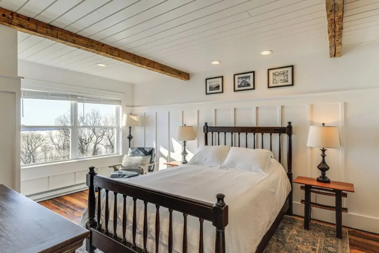 2 Mi to Beech Mtn: Fully Remodeled Condo w/ Patio!