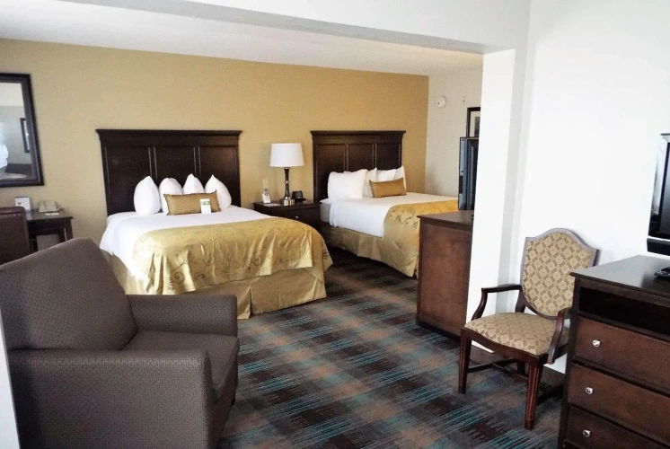 Quadruple Suite