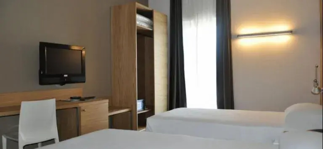 Victor Hotel