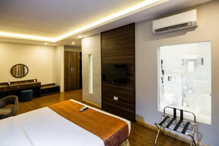 1 Bedroom Executive Suite with city view