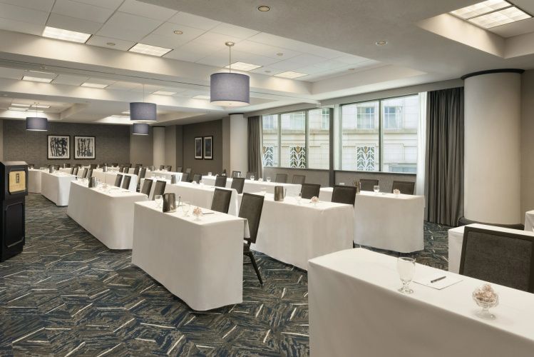 Embassy Suites by Hilton Indianapolis Downtown photo 32