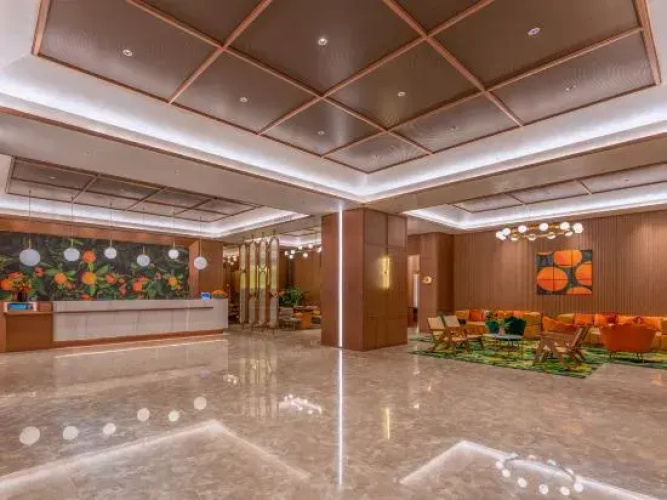 Orange Hotel (Linyi Calligraphy Plaza)