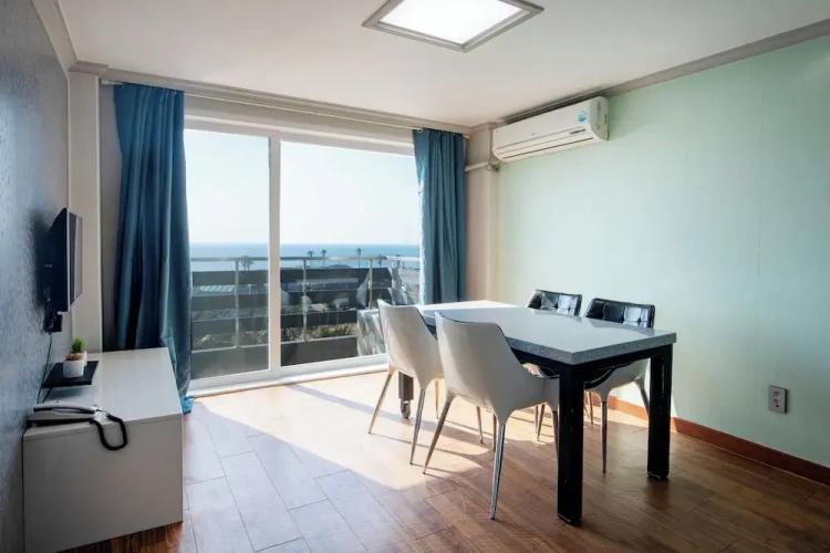 Deluxe room with balcony