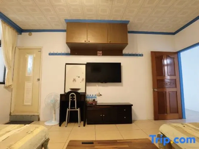 Quadruple Suite