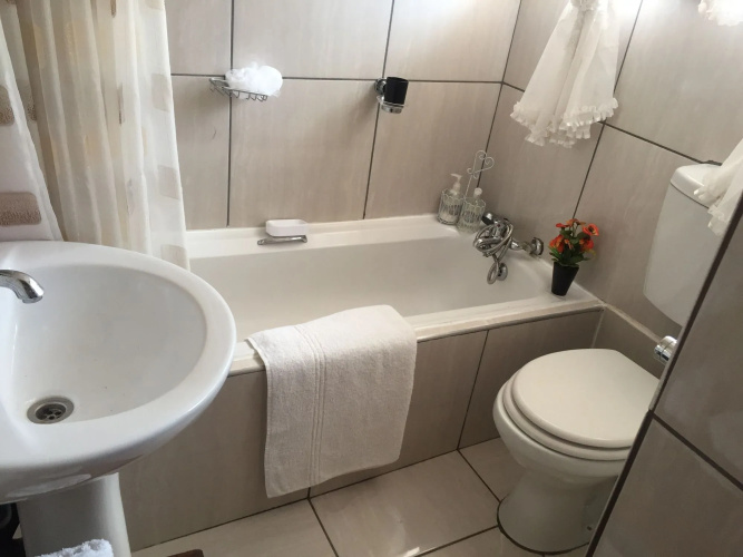Dithakong Bed & Breakfast