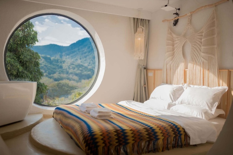 Standard Double room with land view