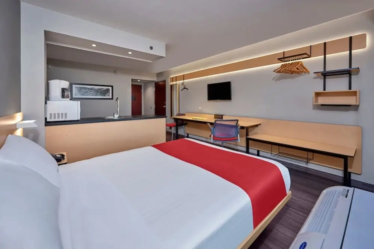 Double Suite