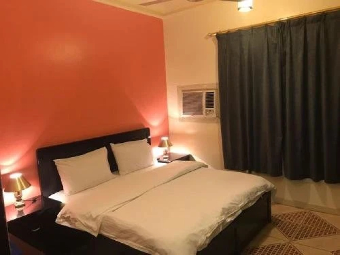 Al Rawnaq Palace Hotel