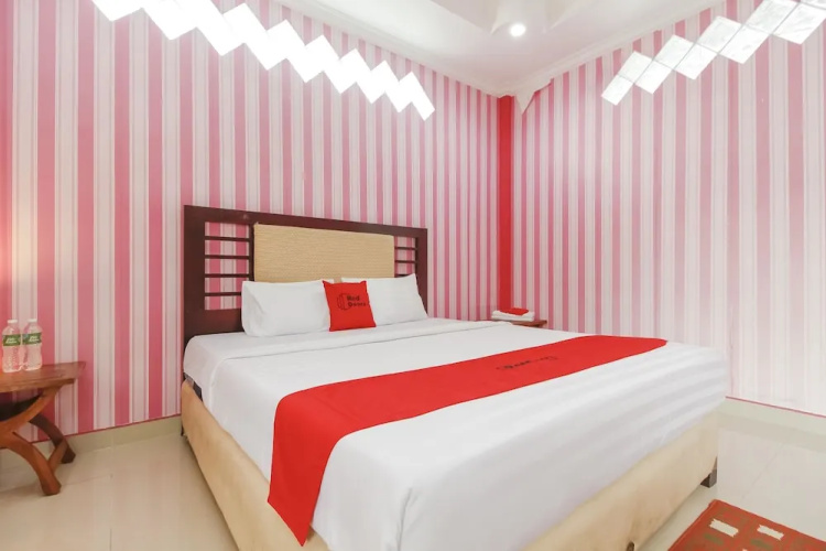 RedDoorz @ Jalan Sudirman Belitung