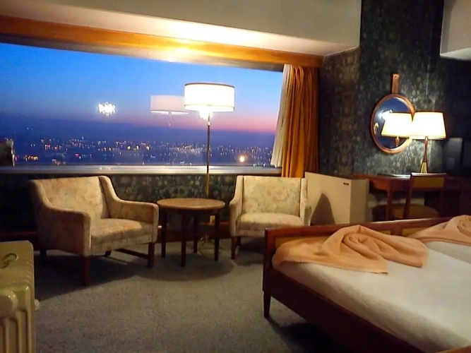 Standard Single room with view