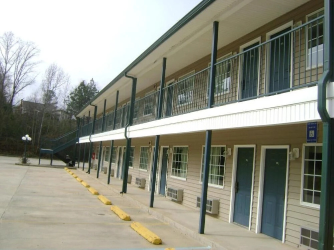 Meriwether Country Inn - Pine Mountain, GA