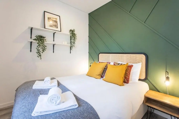 1 Bedroom Apartment