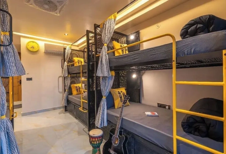 Bed in Dorm with balcony