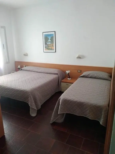 Economy Triple room