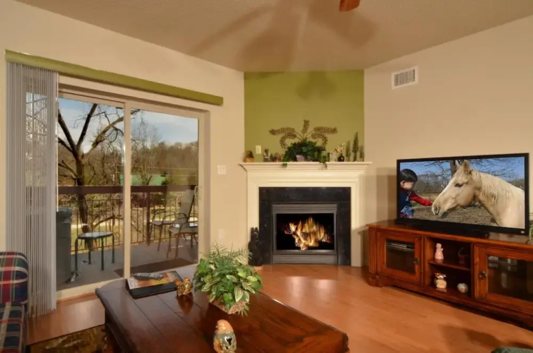 Cedar Lodge 204