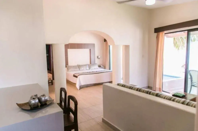 Coral Pacifico Hotel & Villas