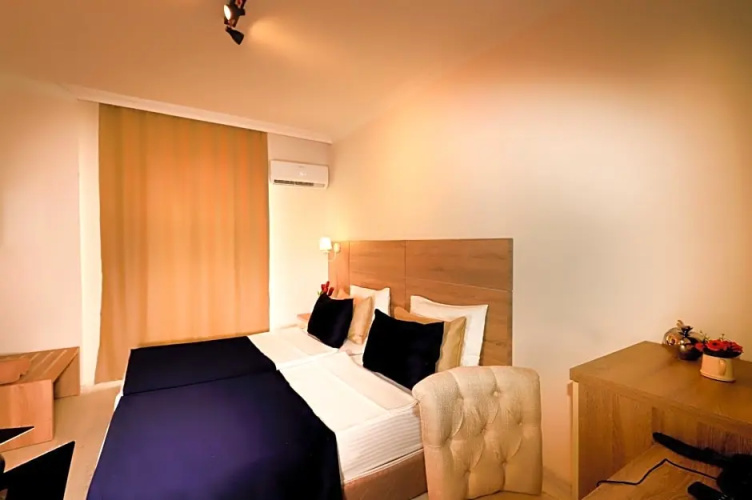 Savrose Suite Hotel