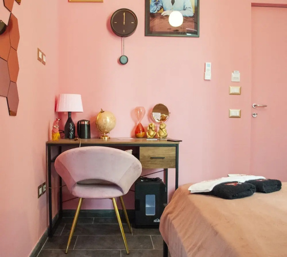 LH 51 Neapolitan Rooms